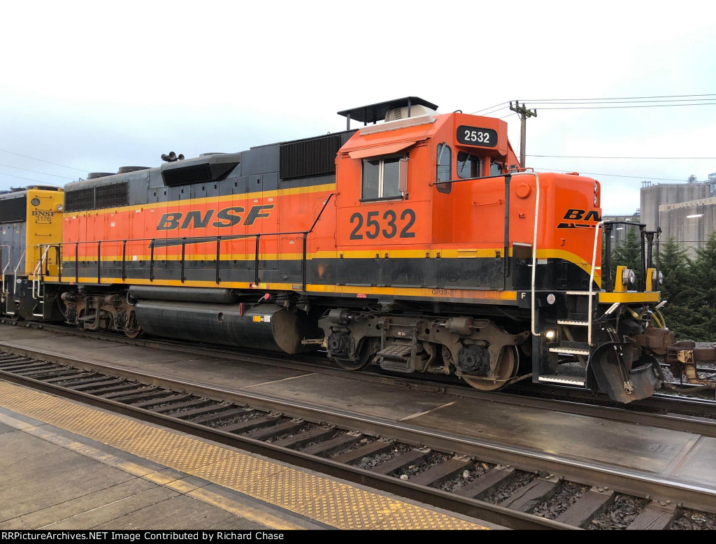 BNSF 2532